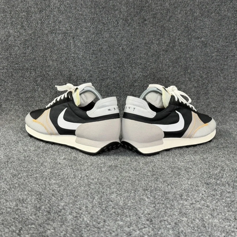 Nike Daybreak Type SE Athletic Shoes Men's 7.5 Black Grey Fog Retro Run Running